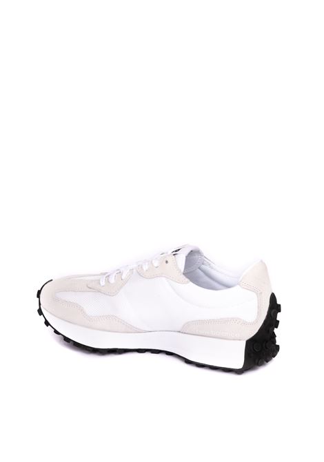 Sneaker 327 bianco NEW BALANCE | 327 UCWB-WHT/BLK